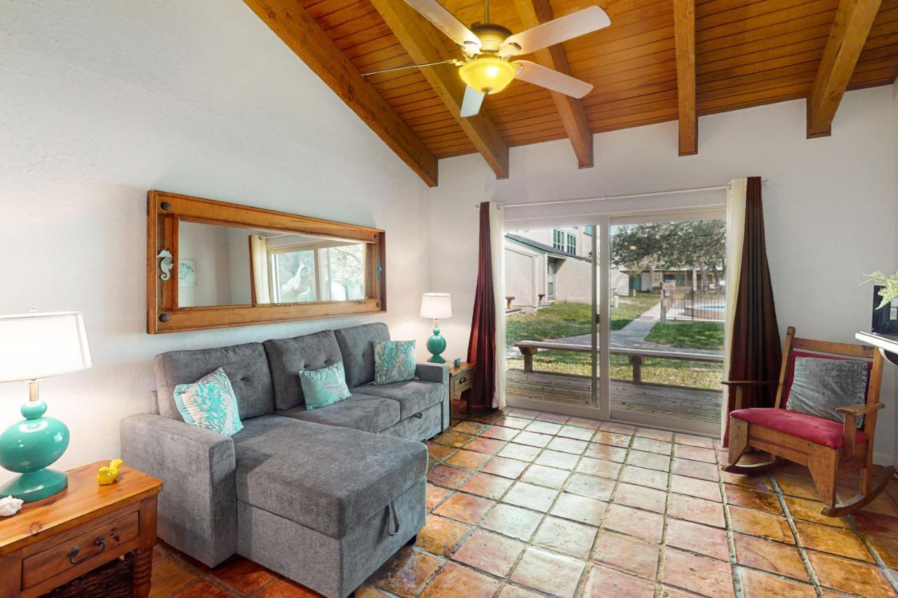 Fulton Beach Condos Rockport Room photo